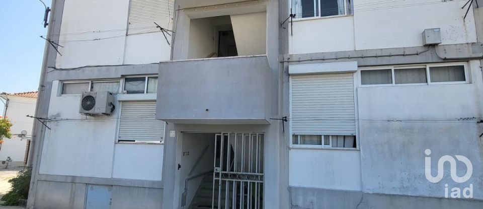 Apartment T3 in Nossa Senhora de Fátima of 65 m²