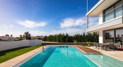 Maison T4 à Estômbar e Parchal de 285 m²