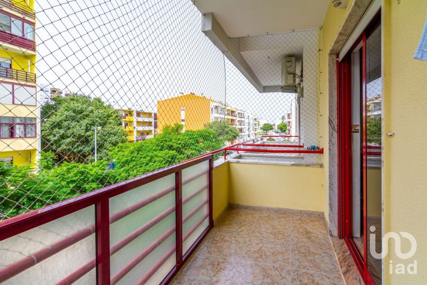 Appartement T3 à Setúbal (São Sebastião) de 127 m²