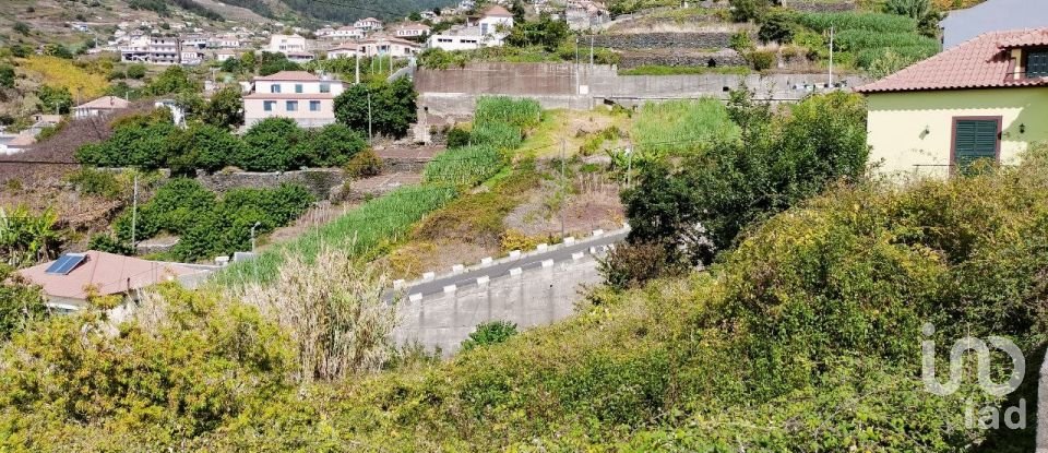 Land in Campanário of 757 m²
