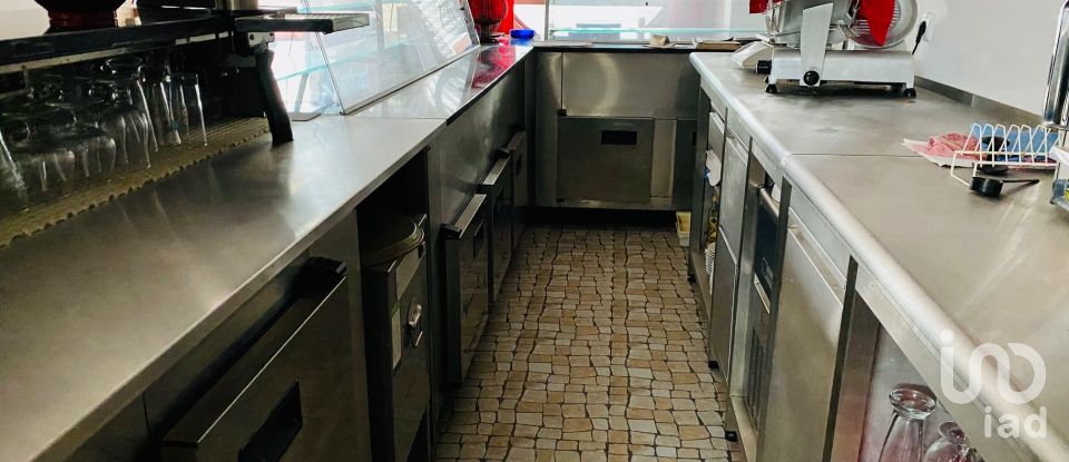 Brasserie-type bar in Quinta do Anjo of 70 m²