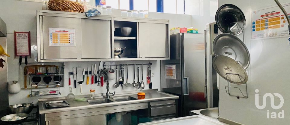 Brasserie-type bar in Quinta do Anjo of 70 m²