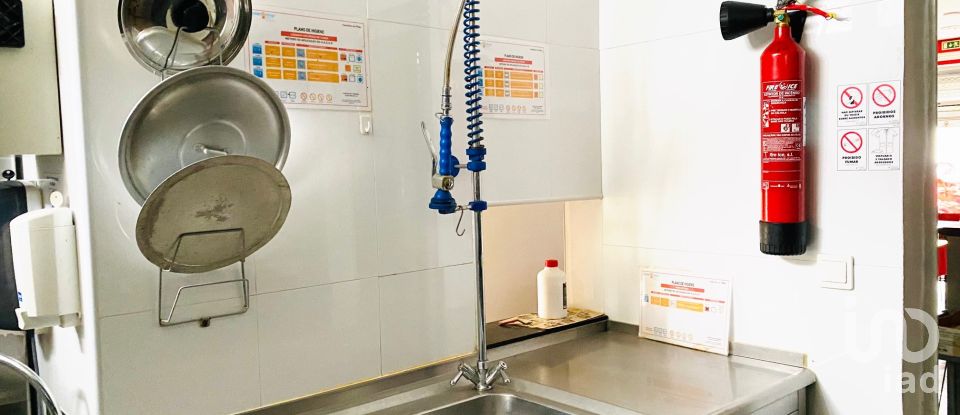 Brasserie-type bar in Quinta do Anjo of 70 m²