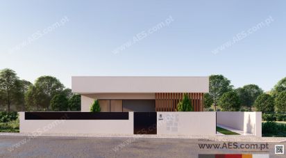 House/villa T3 in Fernão Ferro of 234 sq m