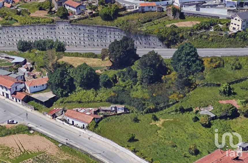 Terreno em Oliveira De Azeméis, Santiago De Riba-Ul, Ul, Macinhata Da Seixa E Madail de 2 668 m²
