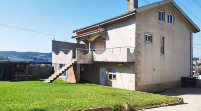 Casa / Villa T4 em Alfena de 257 m²