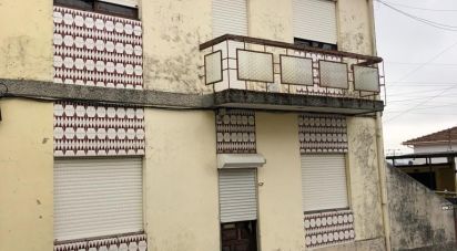 Bâtiment à Rio Tinto de 270 m²