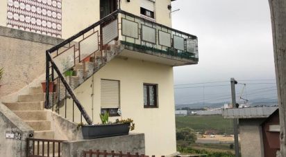 Bâtiment à Rio Tinto de 270 m²