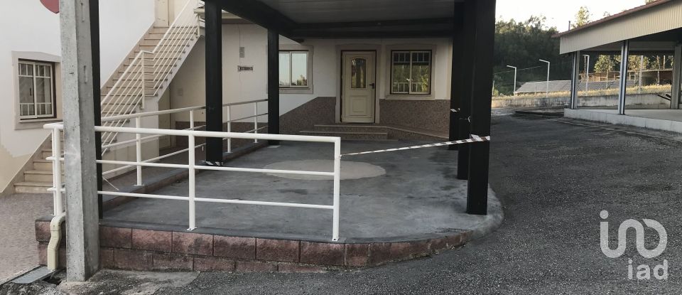 Restaurant in Rio de Couros e Casal dos Bernardos of 296 m²