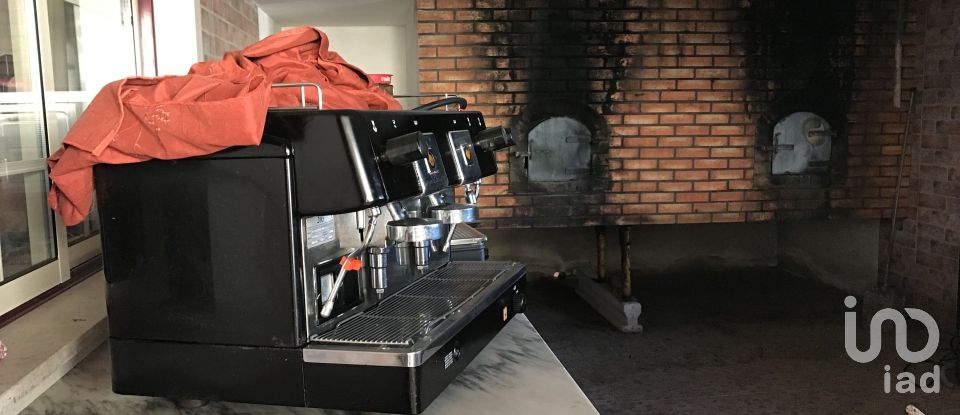 Restaurant in Rio de Couros e Casal dos Bernardos of 296 m²