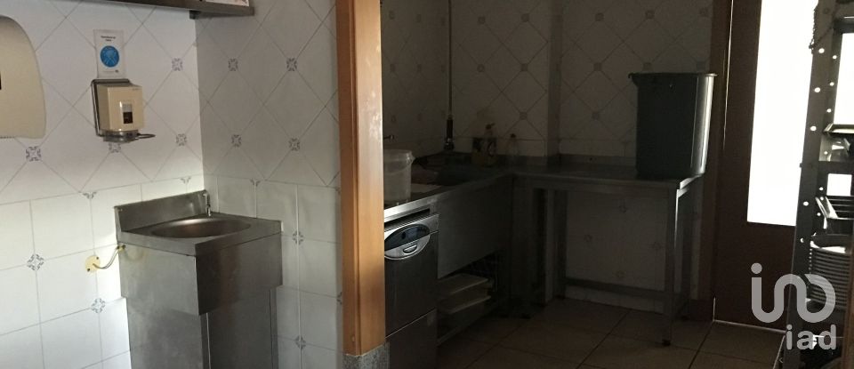 Restaurant in Rio de Couros e Casal dos Bernardos of 296 m²