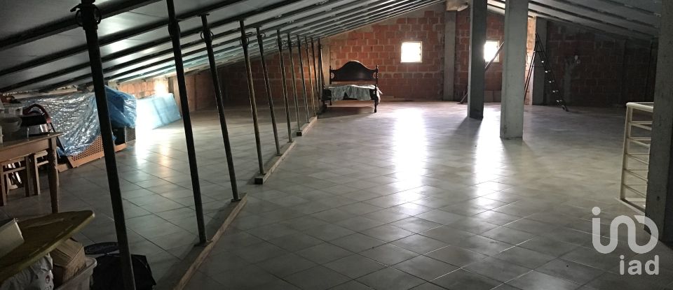 Restaurant in Rio de Couros e Casal dos Bernardos of 296 m²