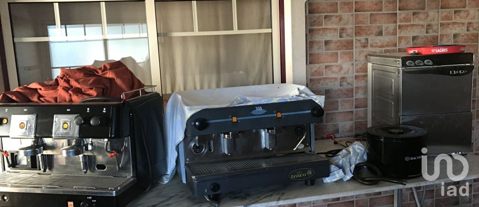 Restaurant in Rio de Couros e Casal dos Bernardos of 296 m²