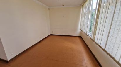 Murs commerciaux à Anha de 1 843 m²