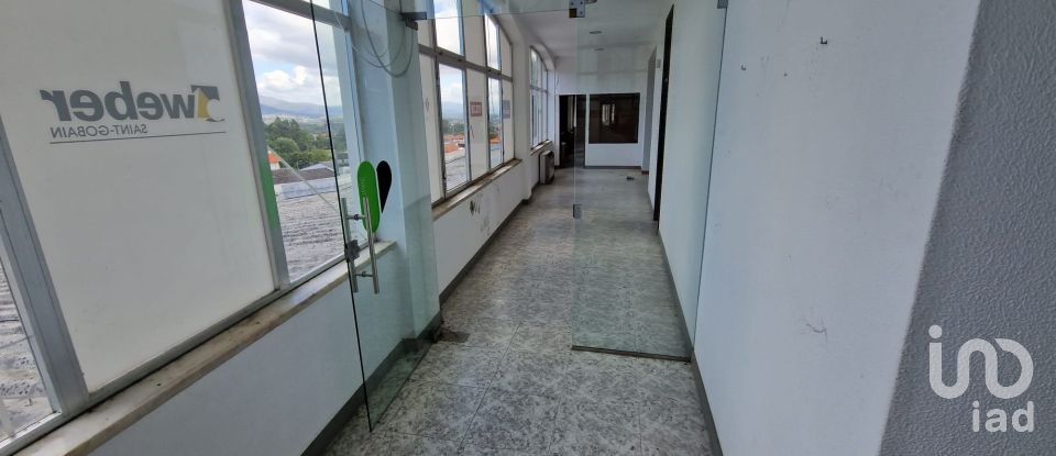 Murs commerciaux à Anha de 1 843 m²