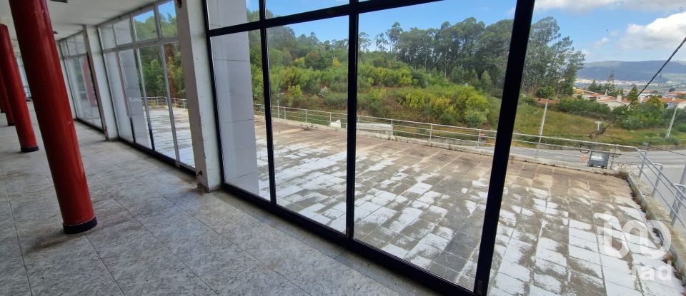 Murs commerciaux à Anha de 1 843 m²