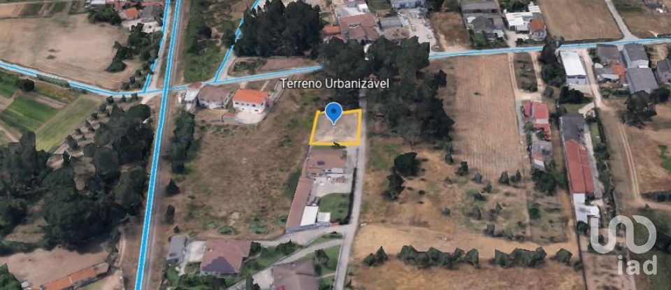 Terreno urbano em Regueira de Pontes de 600 m²