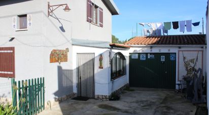 Maison T3 à Santa Maria, São Pedro e Sobral da Lagoa de 180 m²