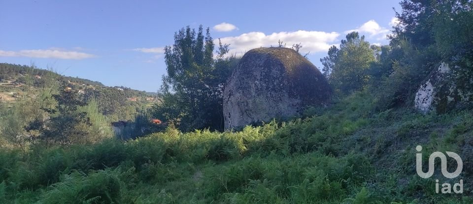 Maison T0 à Padornelo de 104 m²