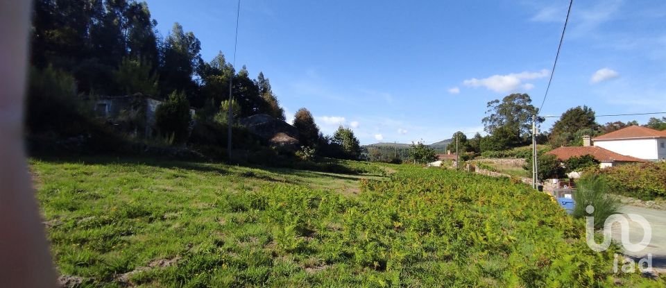 Maison T0 à Padornelo de 104 m²