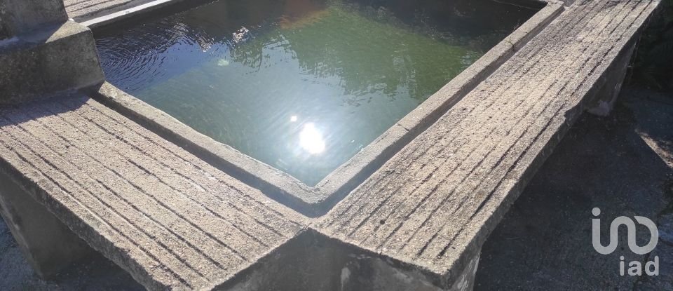 Maison T0 à Padornelo de 104 m²