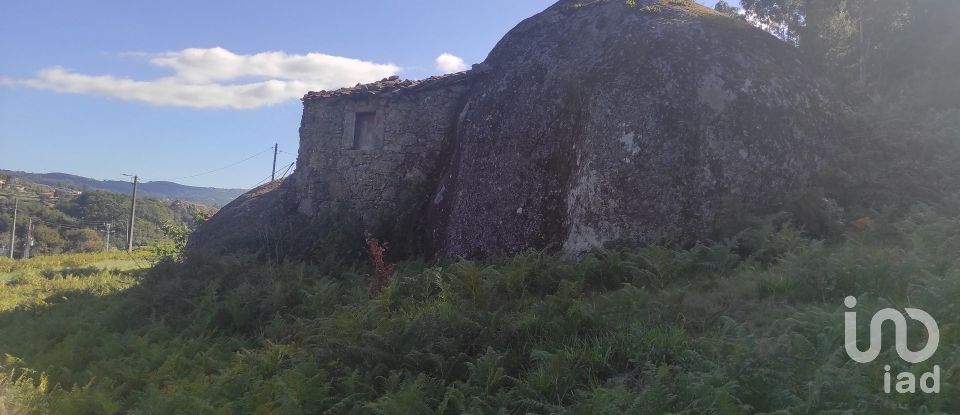 Maison T0 à Padornelo de 104 m²