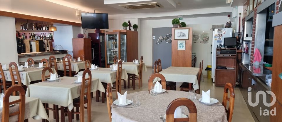 Restaurant in Silveira of 252 m²