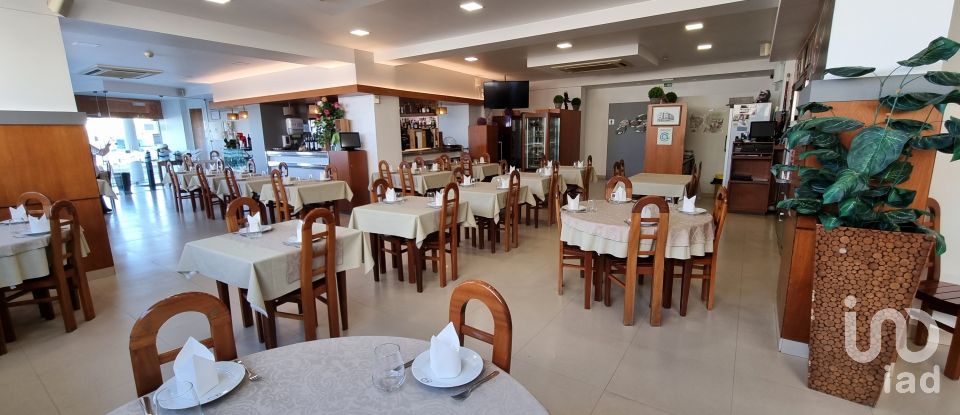 Restaurant in Silveira of 252 m²