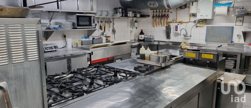 Restaurant in Silveira of 252 m²