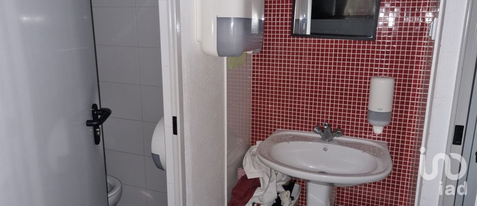 Restaurant in Silveira of 252 m²