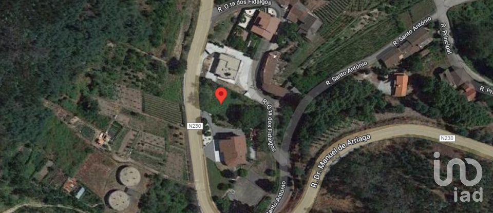 Building land in Castelões of 1,570 m²
