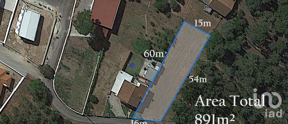 Land in Caranguejeira of 891 m²