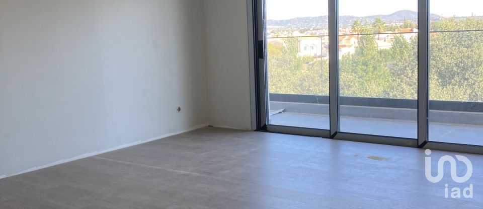 Appartement T2 à Montenegro de 132 m²