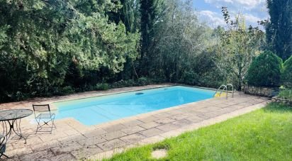 House T3 in Romeira e Várzea of 230 m²