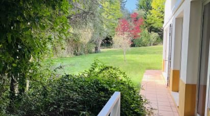 House T3 in Romeira e Várzea of 230 m²