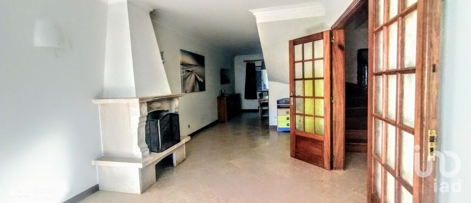 House T5 in Moledo e Cristelo of 256 m²