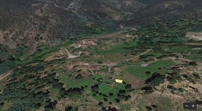 Terrain à Espinhal de 3 676 m²