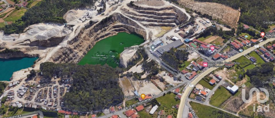 Building plot in Santa Maria da Feira, Travanca, Sanfins e Espargo of 984 m²