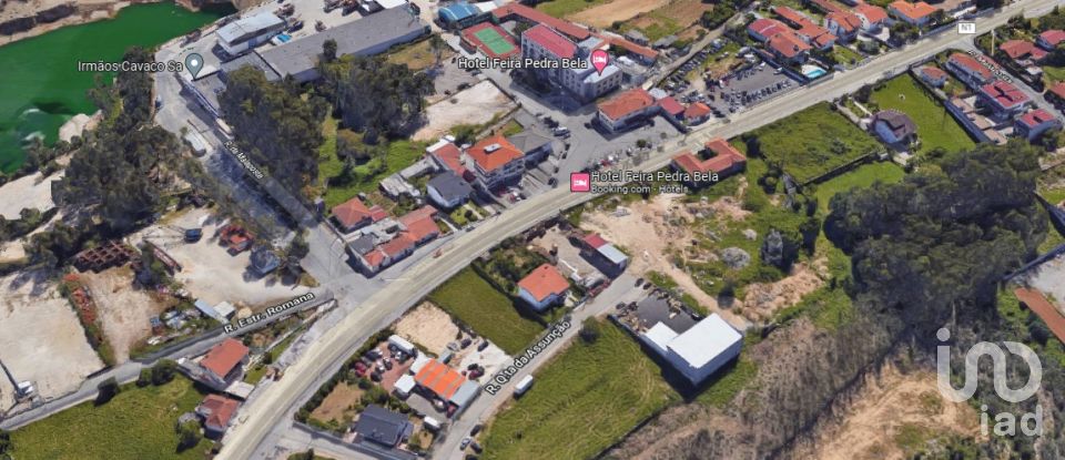 Building land in Santa Maria da Feira, Travanca, Sanfins e Espargo of 984 m²