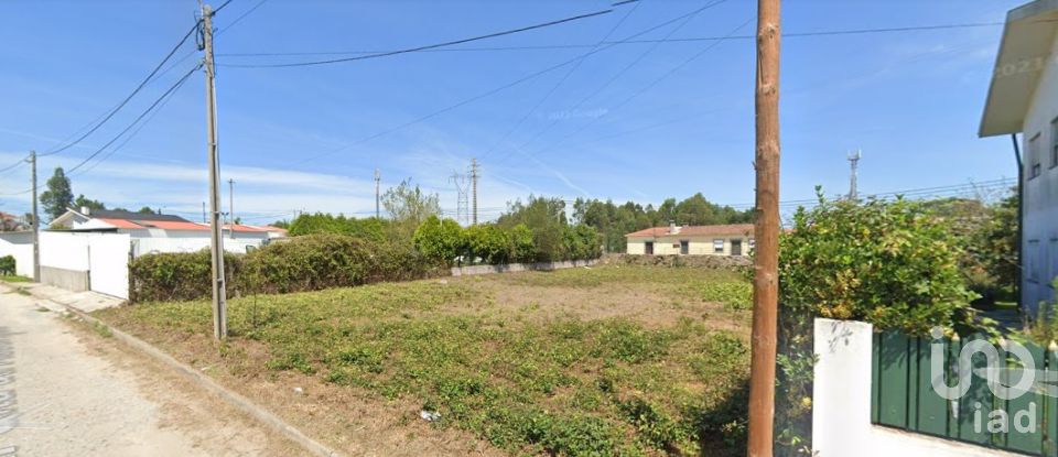 Building land in Santa Maria da Feira, Travanca, Sanfins e Espargo of 984 m²