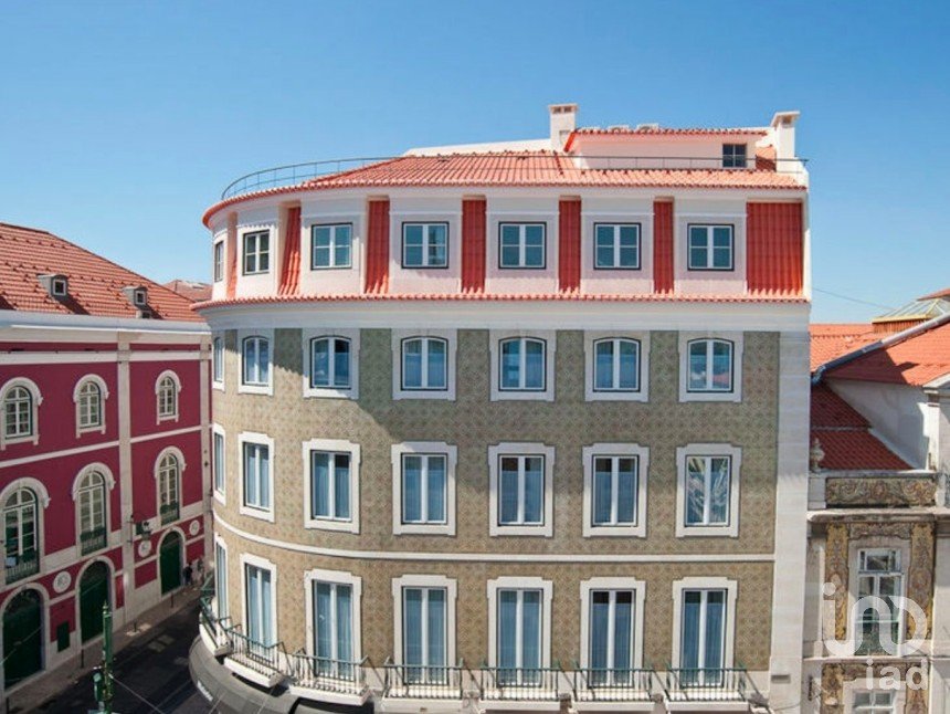 Block of flats in Santa Maria Maior of 840 m²
