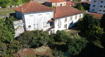 Quinta T8 em Mafamude e Vilar do Paraíso de 673 m²