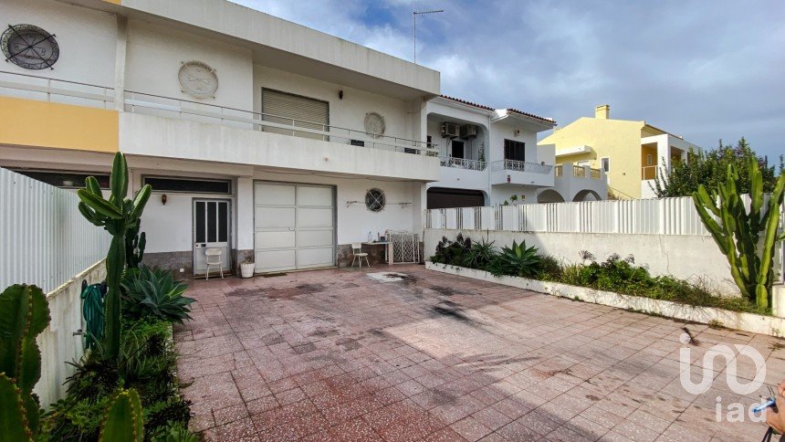 Casa / Villa T3 em Portimão de 178 m²