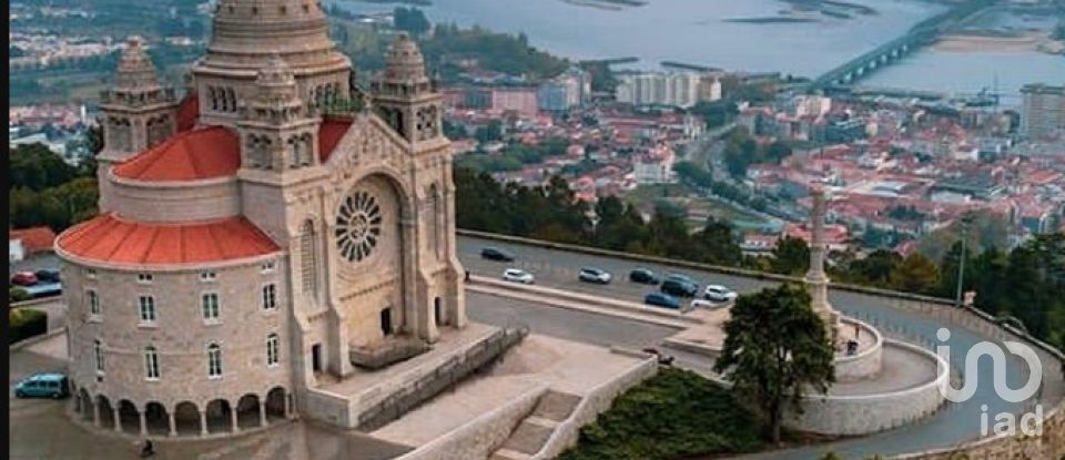 Murs commerciaux à Anha de 1 843 m²