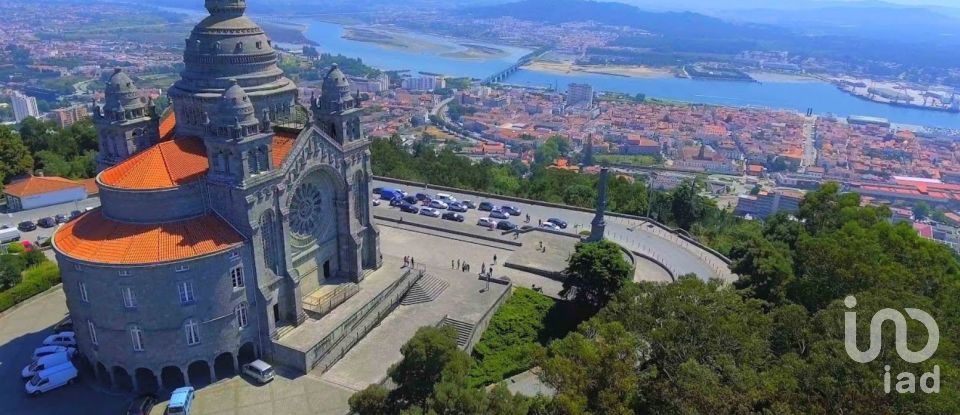 Murs commerciaux à Anha de 1 843 m²