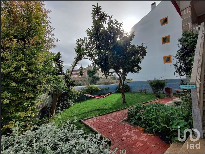 Casa / Villa T6 em Atouguia da Baleia de 309 m²