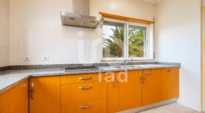 Maison T3 à Quarteira de 158 m²