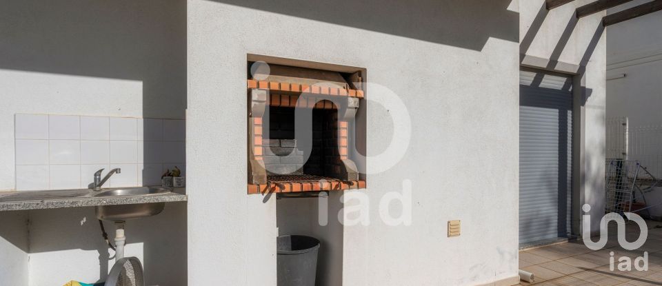 House T3 in Quarteira of 158 m²