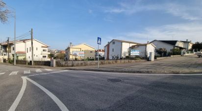 Terrain à bâtir à Guarda de 655 m²
