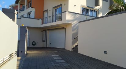 Casa / Villa T5 em Calheta de 266 m²
